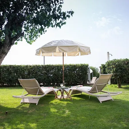 Holiday home Sea Front Garden