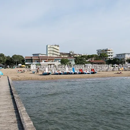 Casa vacanze Sea Front Garden *