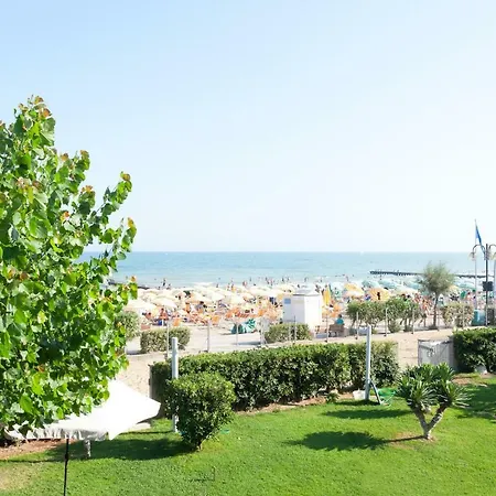Casa vacanze Sea Front Garden *